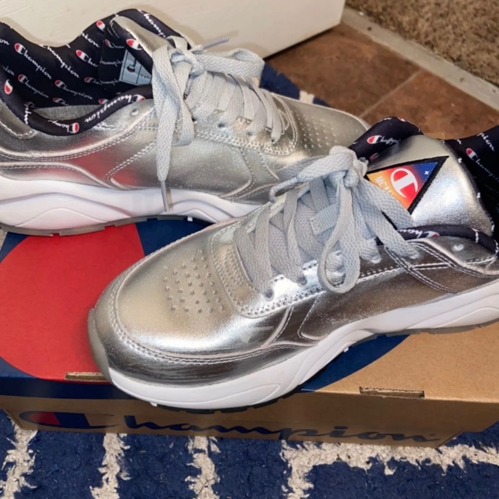93EIGHTEEN Metallic silver Champion’s